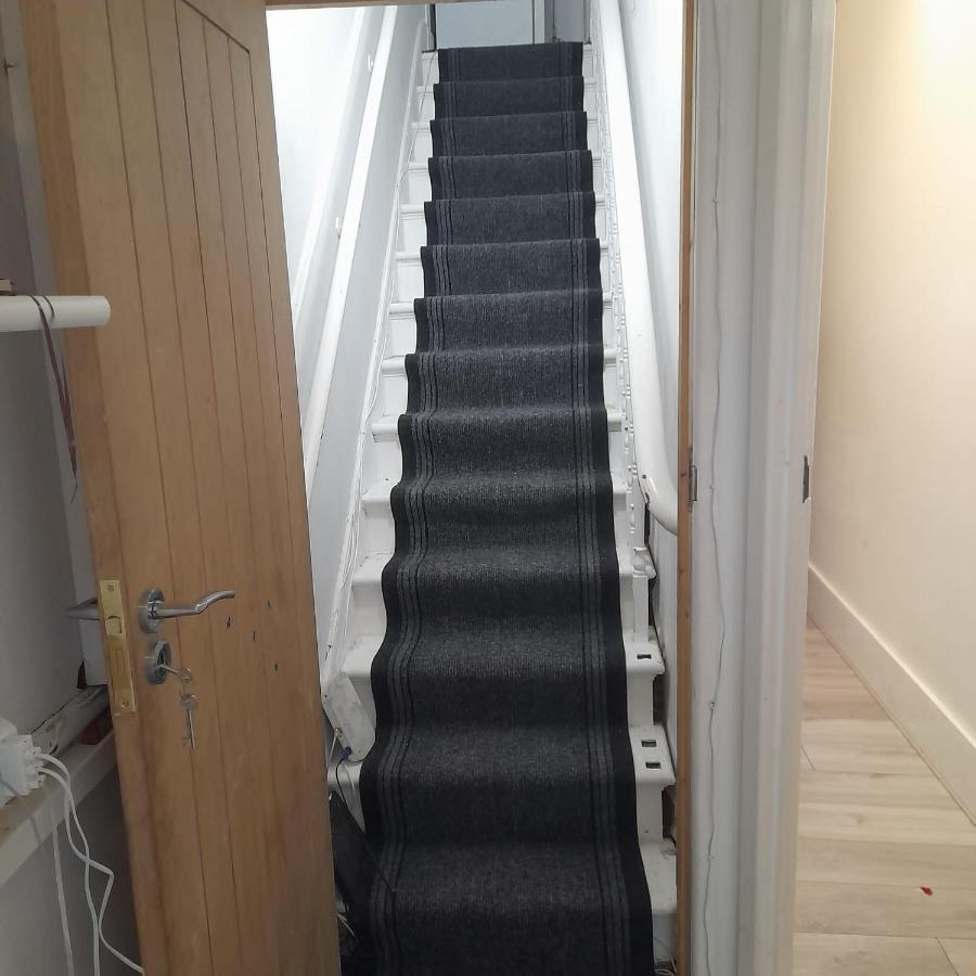 Self-Contained Flat On The 2Nd Floor You Will Share With One Other Guest, In A Family House 2 Minutes Walk From Tufnell Park Station 2Nd Floor With Stairs Londra Exterior foto